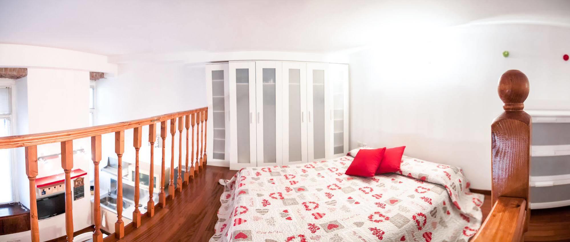 Apartament Miniloft-Angy-Navigli Mediolan Zewnętrze zdjęcie